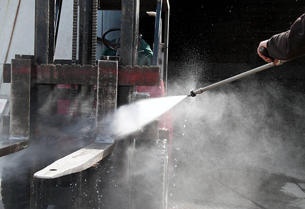 Best Sidewalk and Walkway Pressure Cleaning in Indian Hills, KY